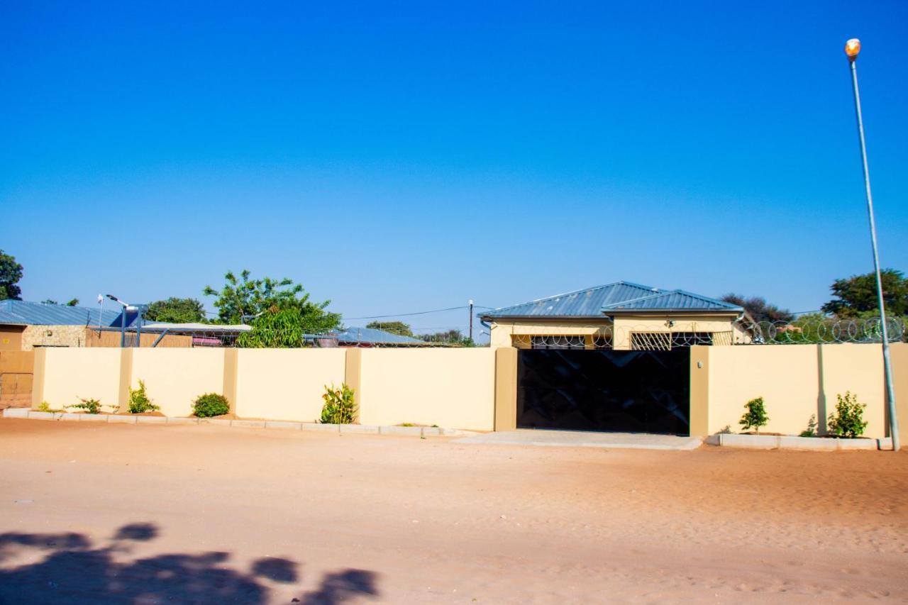 Home@Amalia'S Rundu Exterior foto