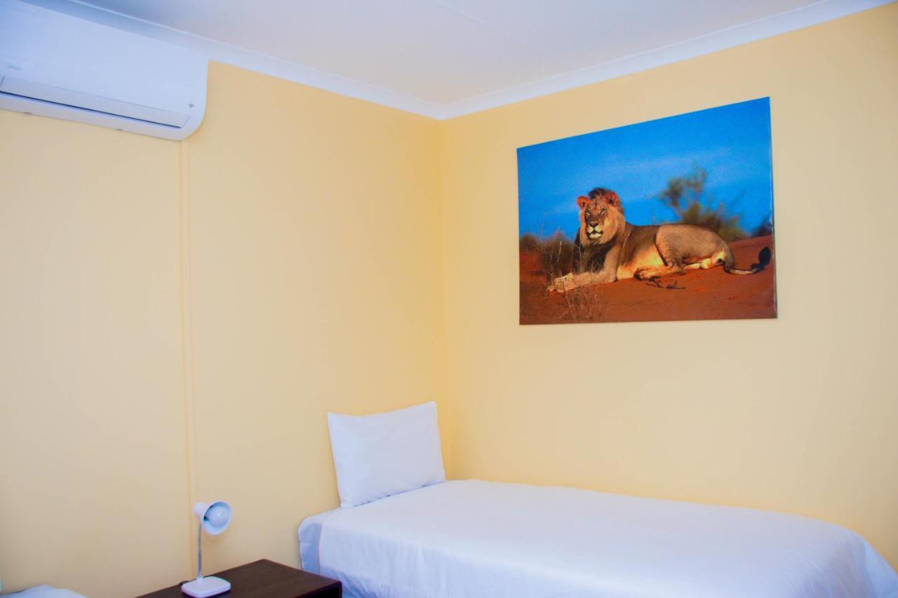 Home@Amalia'S Rundu Exterior foto